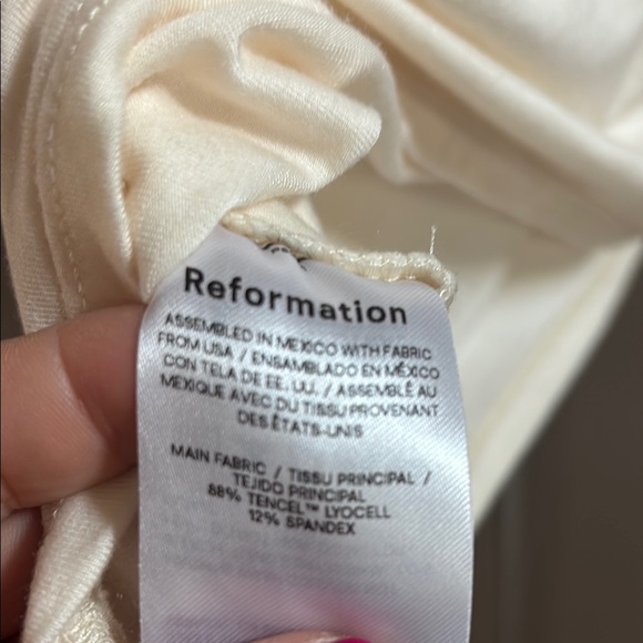 Reformation square neck tank top sz medium - Picture 4 of 4